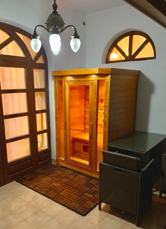 Villa Butterfly Budapeste Exterior foto